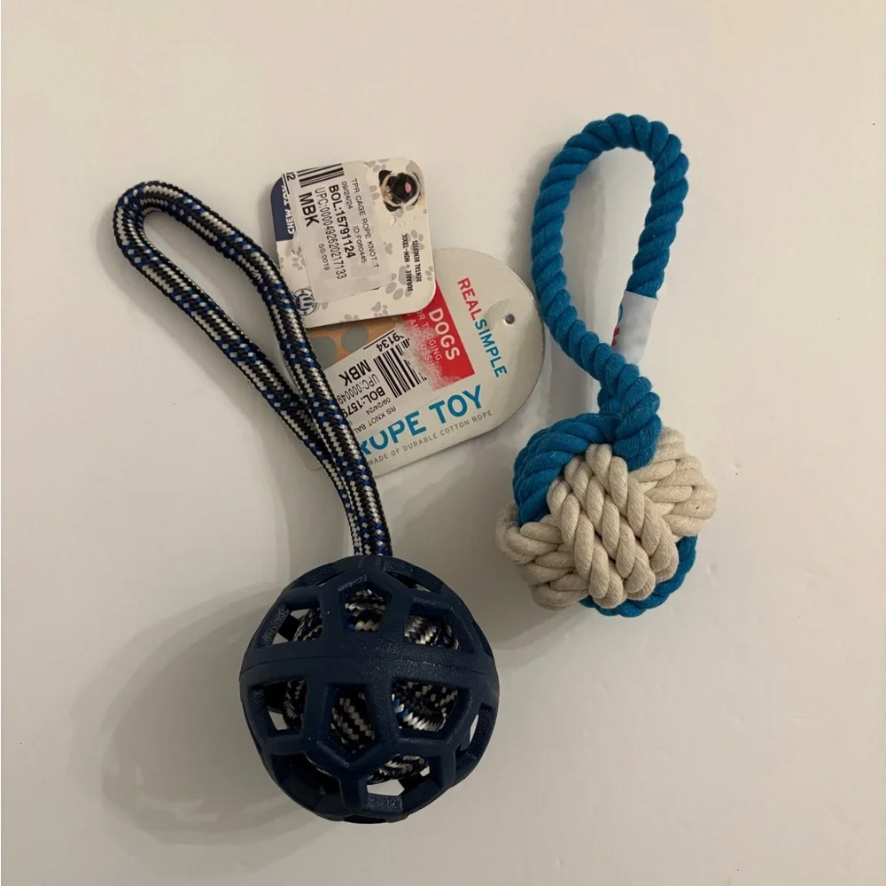 Macy’s Real Simple Round Rope Dog Chew Tugging Toys Blue White NWT M L
